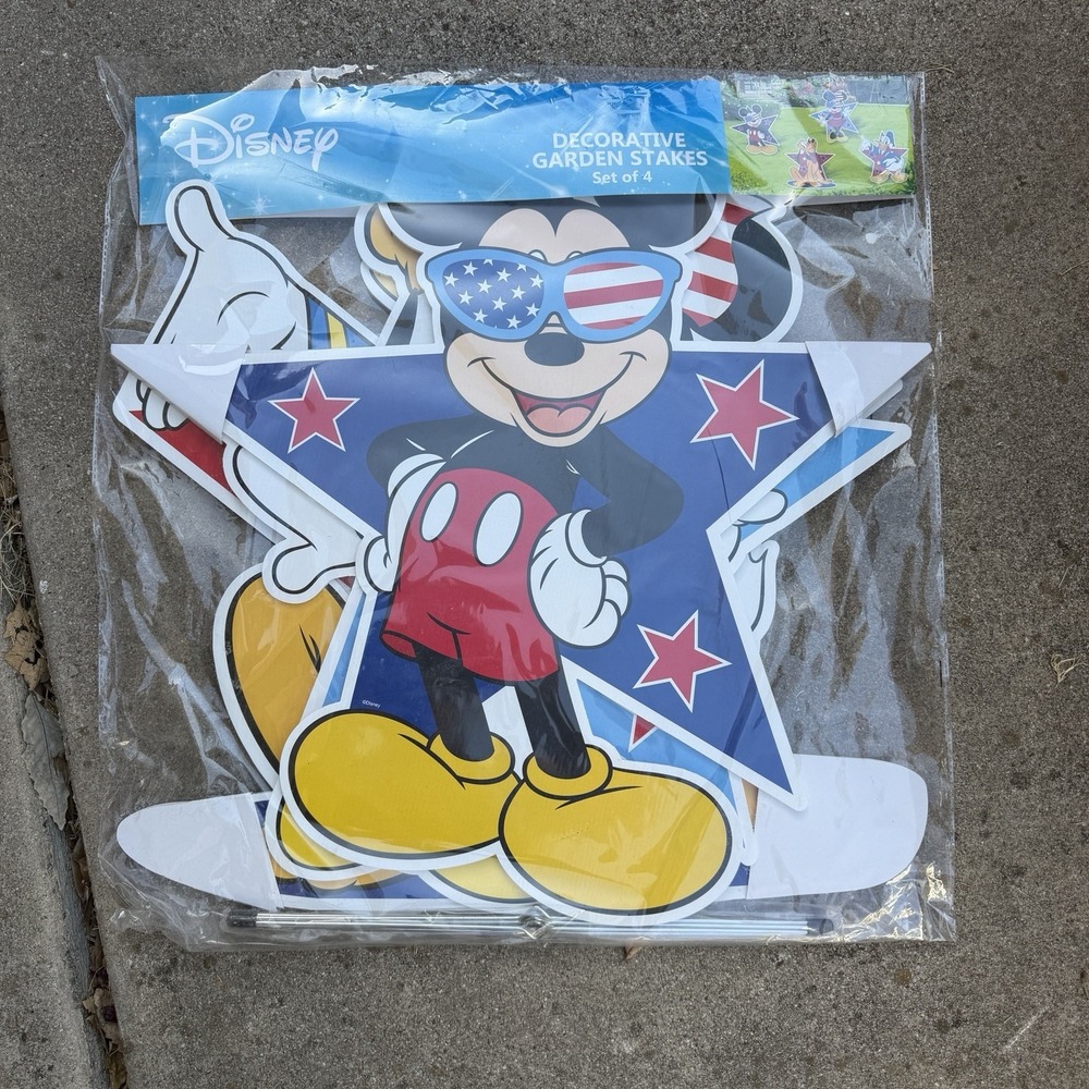 Disney Mickey Mouse Patriotic Garden Stakes Set of 4 Red White Blue USA Outdoor